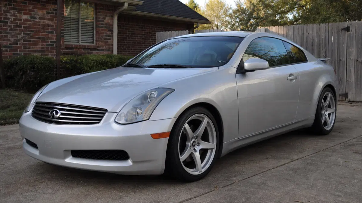 AI-generated view of a 2004 Infiniti G35 Coupe with Enkei RP02 wheels