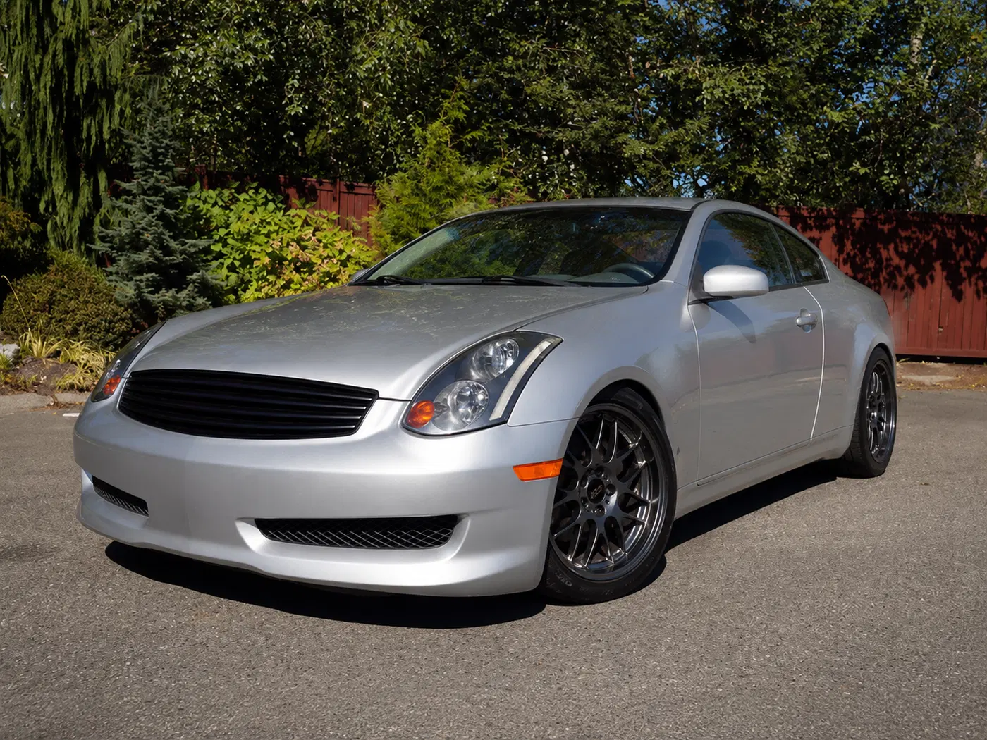 AI-generated view of a 2004 Infiniti G35 Coupe with BBS RGR wheels
