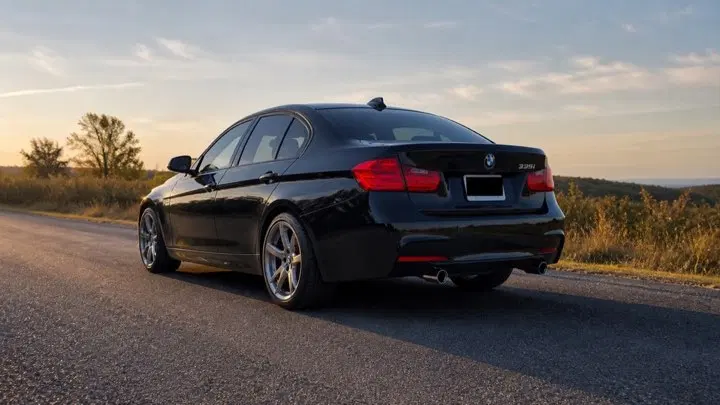 AI-generated view of a 2013 BMW 335i xDrive with VMR V706 wheels