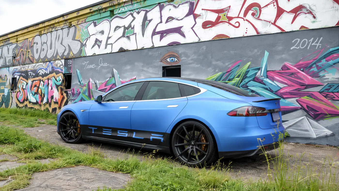 AI-generated view of a 2013 Tesla Model S Signature with ACE Convex wheels