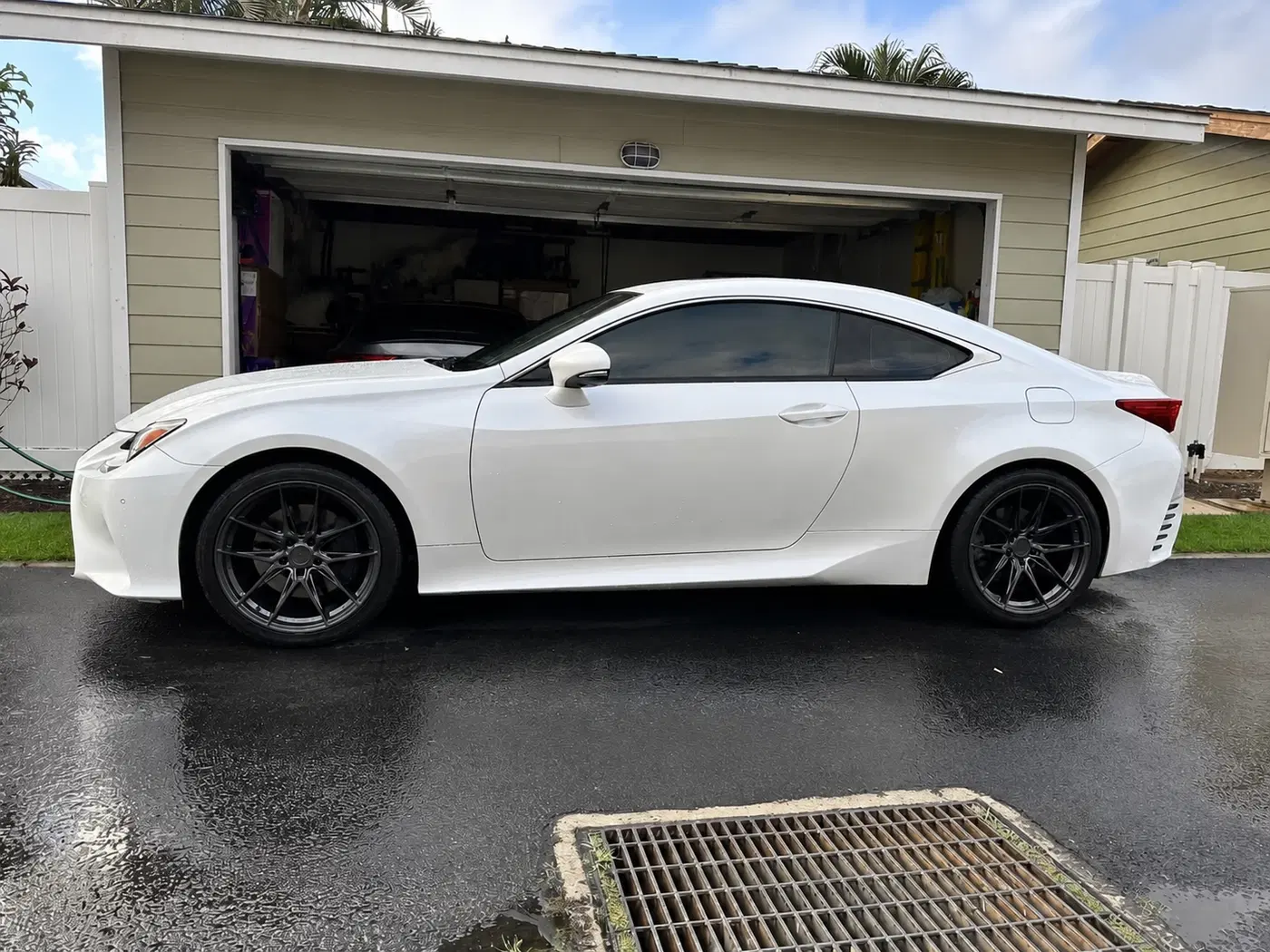 AI-generated view of a 2015 Lexus RC 350 RWD with Vertini RFS1.8 wheels