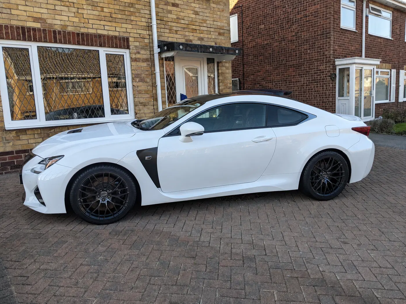 AI-generated view of a 2015 Lexus RC F with Cruize VTR wheels