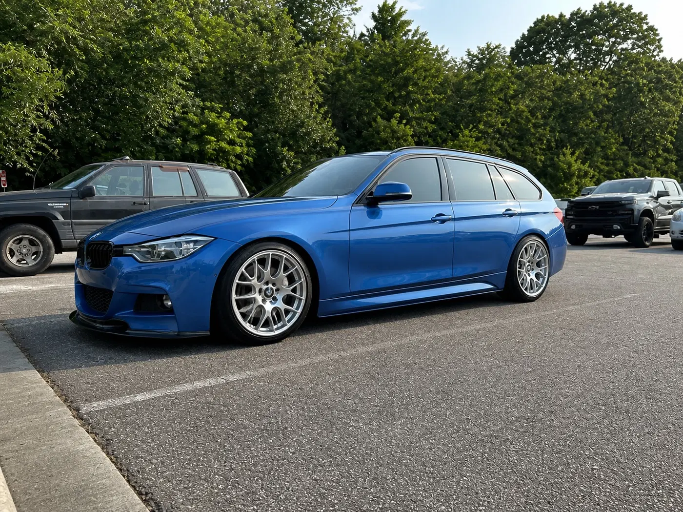 AI-generated view of a 2016 BMW 328i xDrive Wagon with BBS CH-R wheels