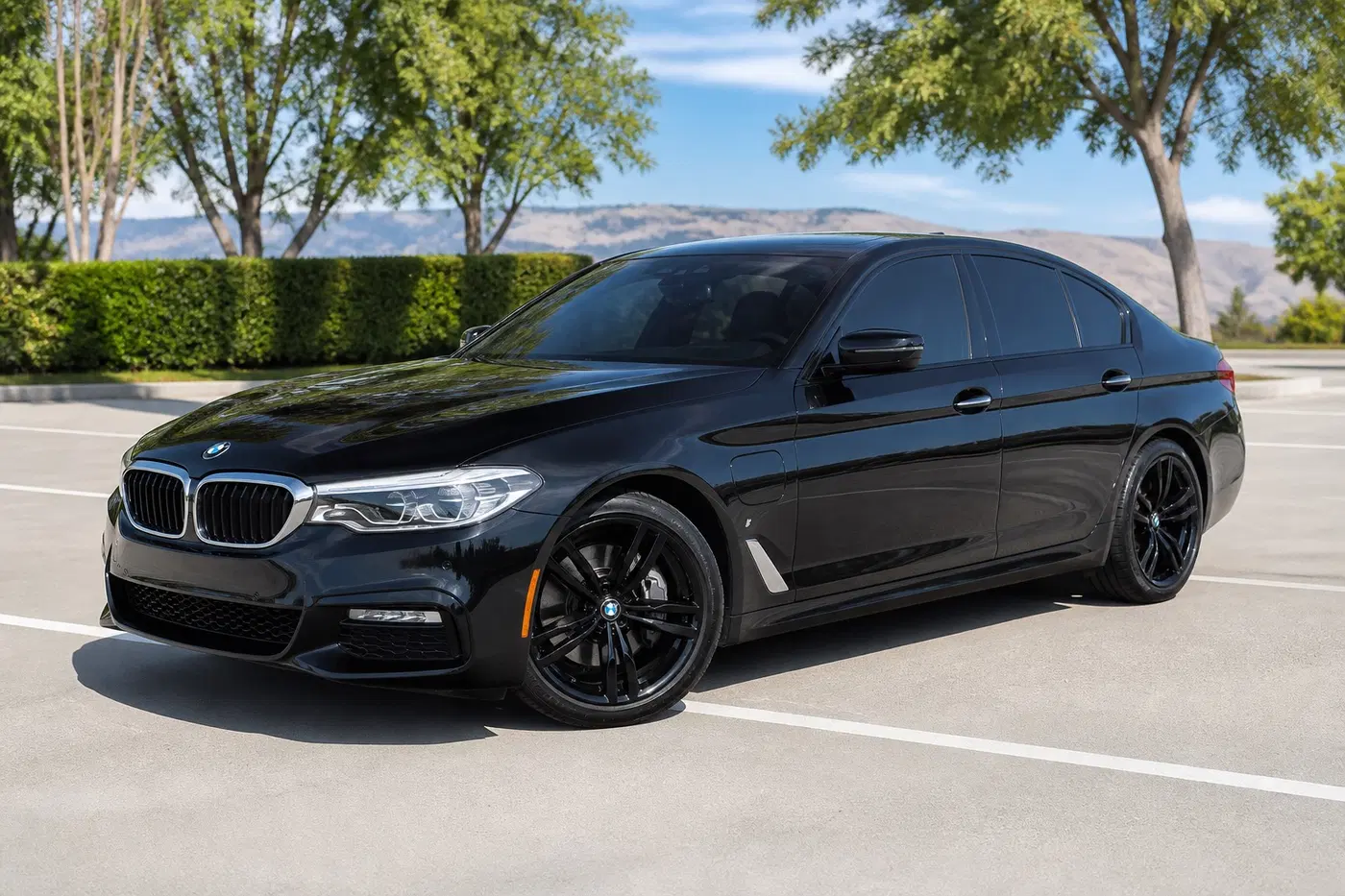 AI-generated view of a 2018 BMW 530e xDrive with BMW 648 wheels