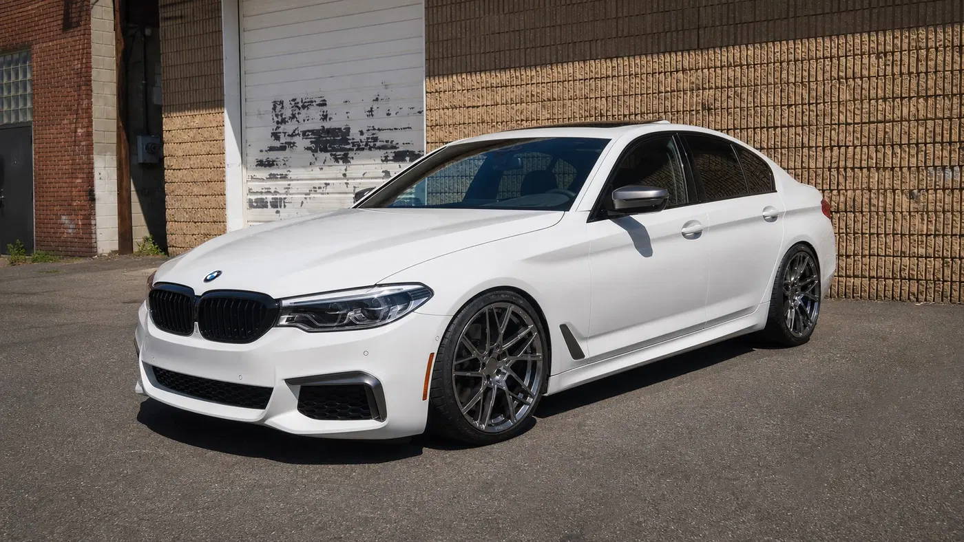 AI-generated view of a 2019 BMW M550i with Zito ZFX wheels