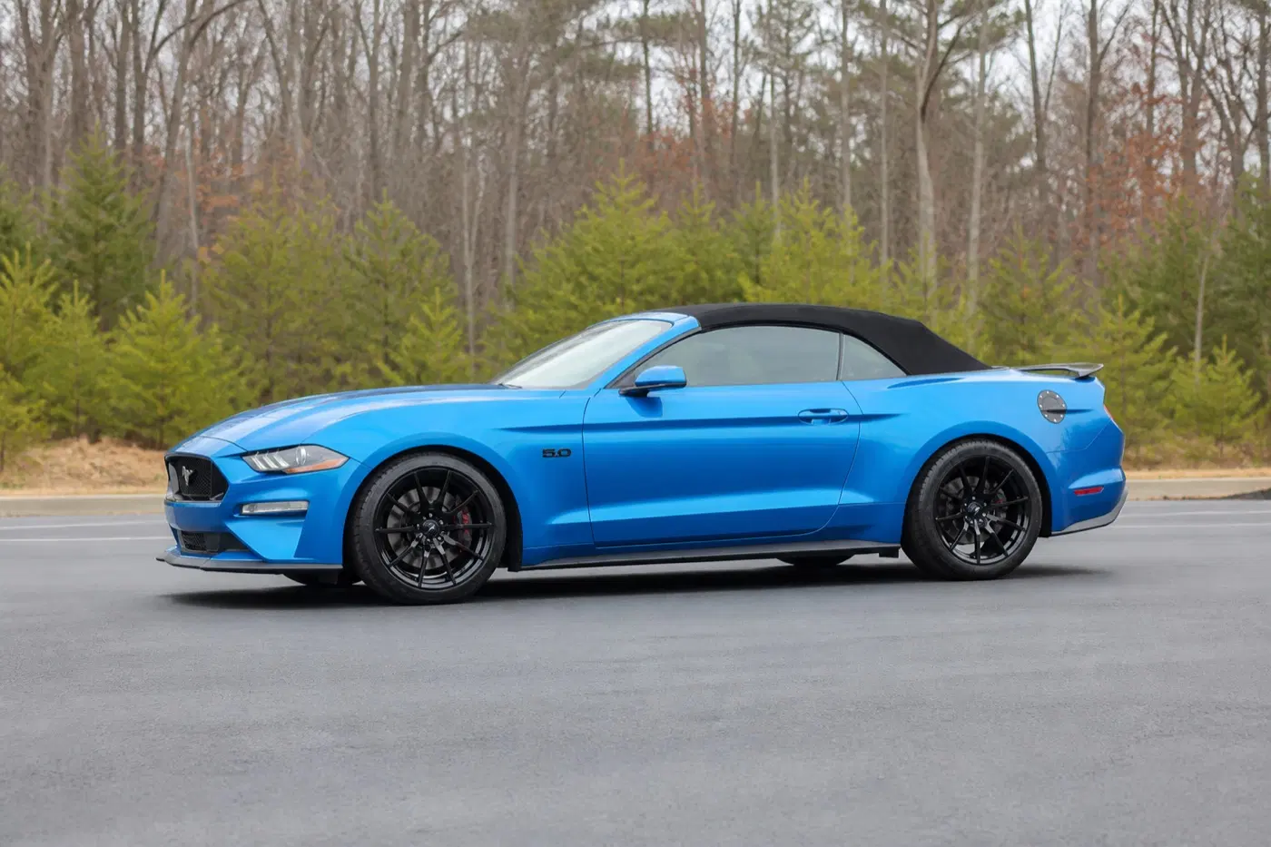 AI-generated view of a 2019 Ford Mustang GT Premium Convertible PP1 with SVE S350 wheels