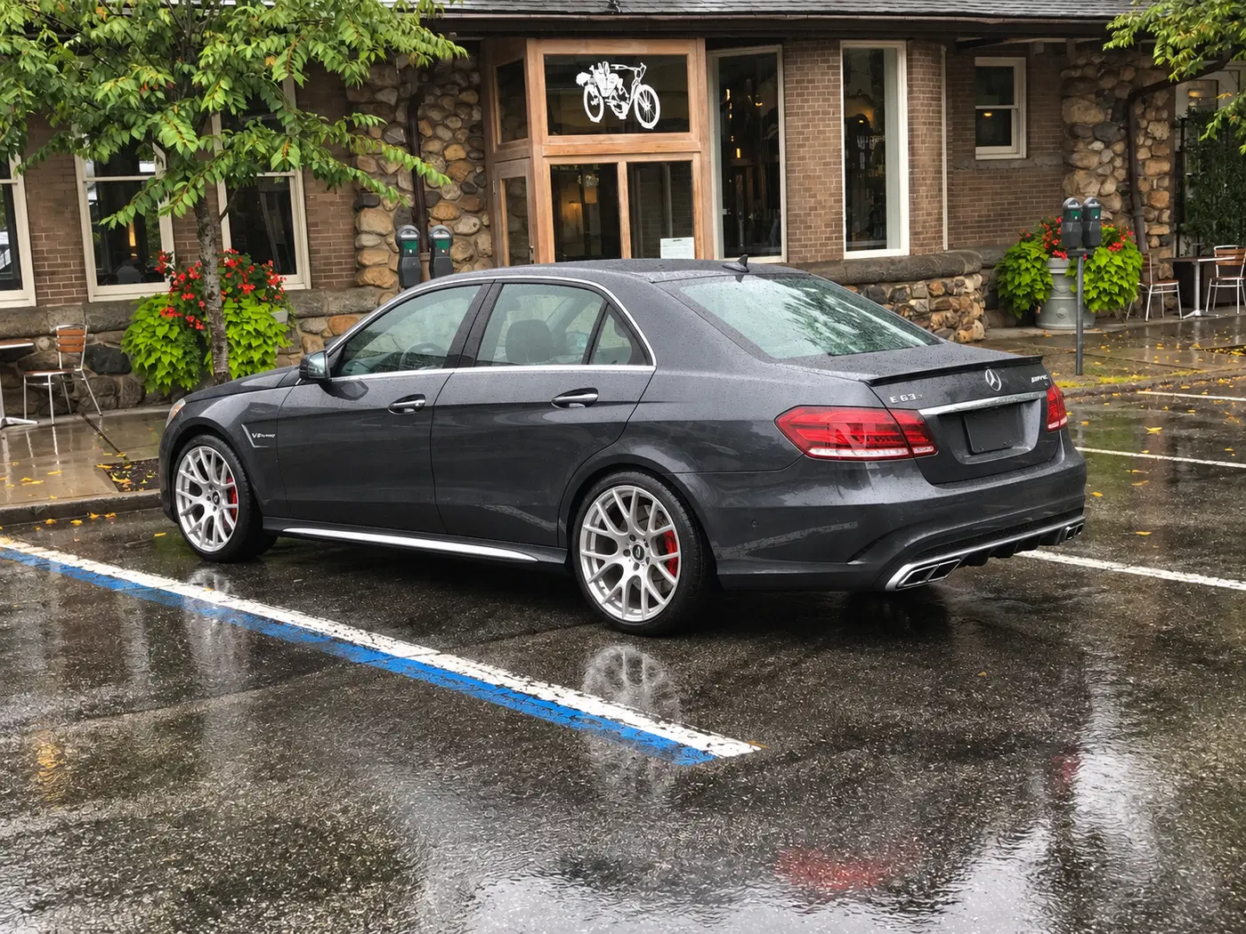 AI-generated view of a 2015 Mercedes-Benz E63 S AMG with VMR V810 wheels