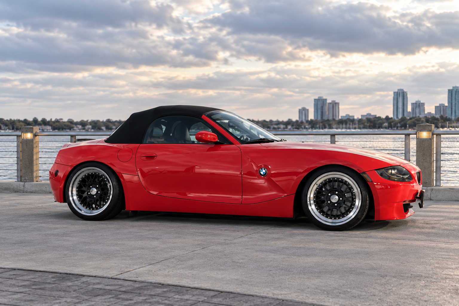AI-generated view of a 2007 BMW Z4 3.0si Roadster with CCW Classic wheels