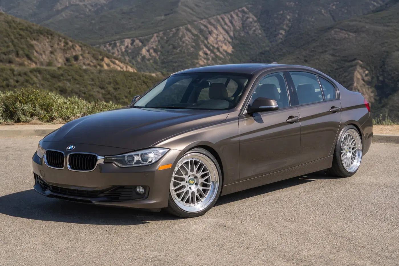 AI-generated view of a 2015 BMW 335i with Varrstoen ES1 wheels