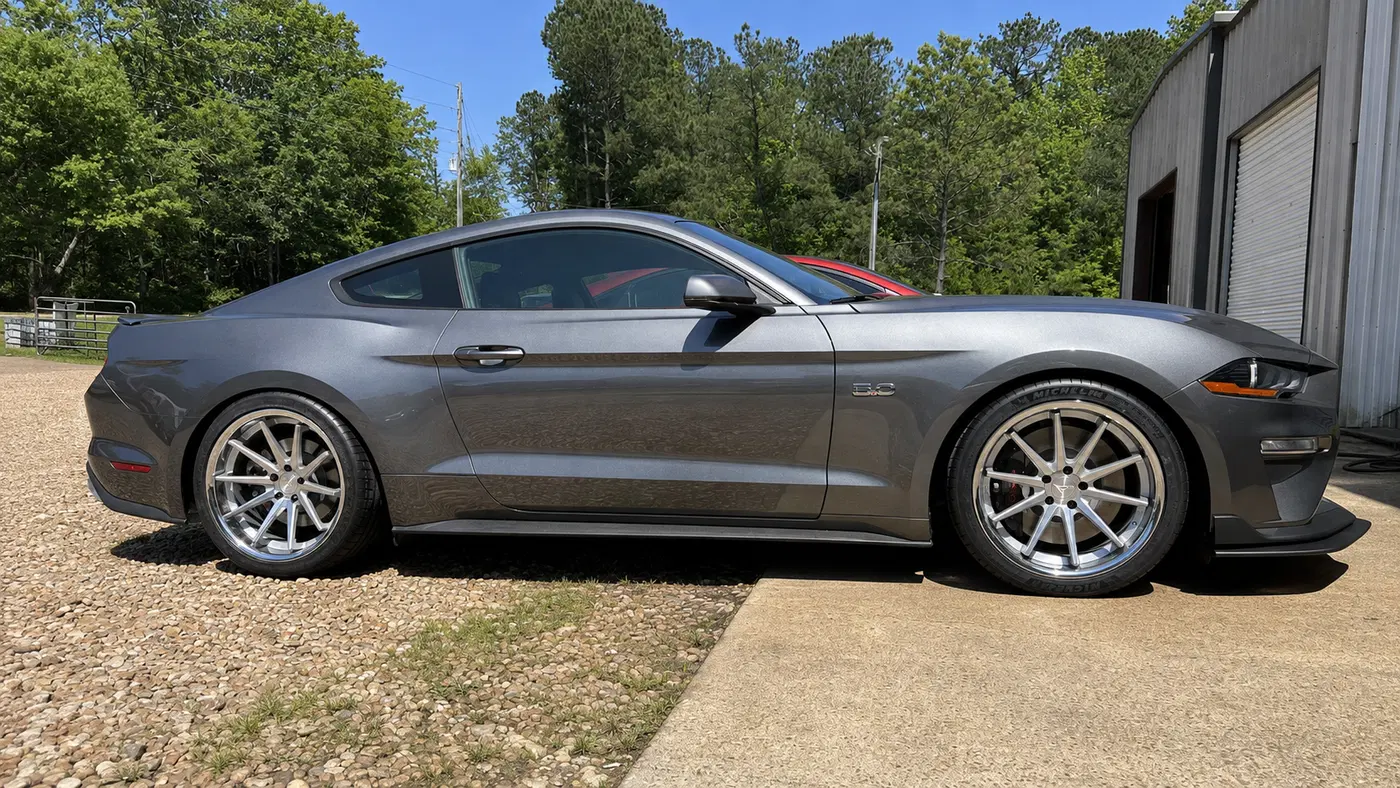 AI-generated view of a 2021 Ford Mustang GT premium with Ferrada FR4 wheels