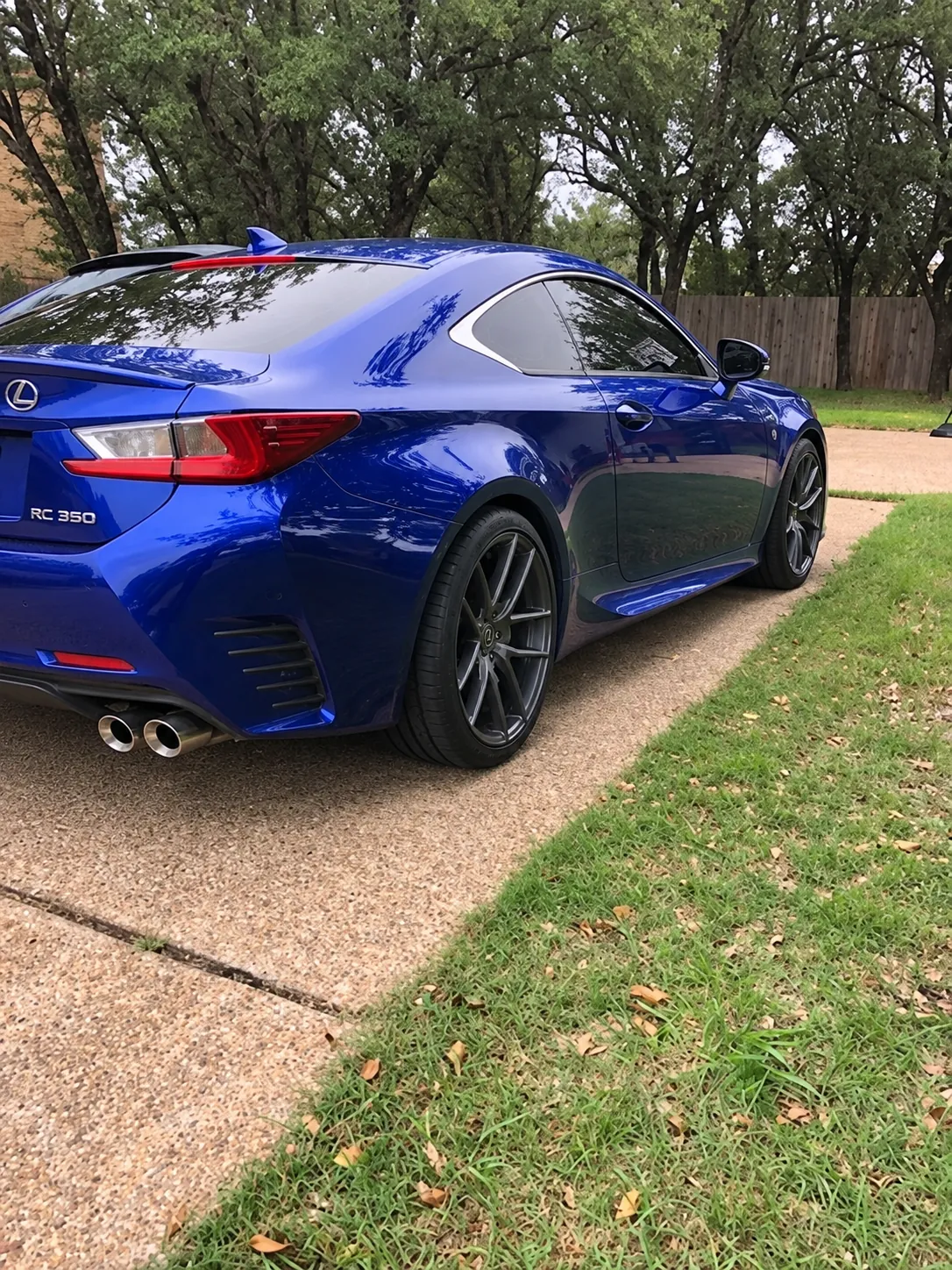 AI-generated view of a 2015 Lexus RC 350 F Sport with Targa M129 wheels