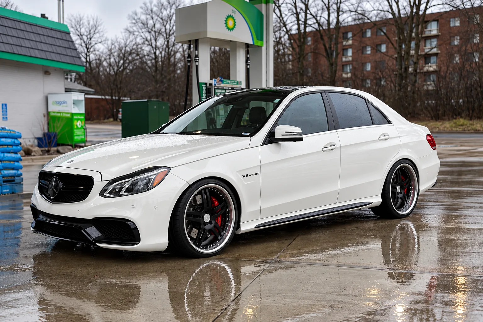 AI-generated view of a 2014 Mercedes-Benz E63 AMG with GMR GS-10 wheels