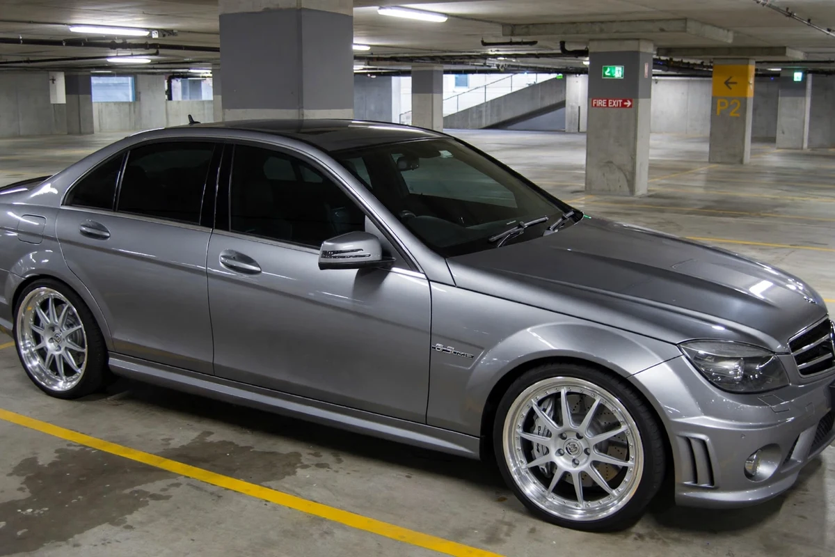 AI-generated view of 2010 Mercedes-Benz C63 AMG on HRE Comp93