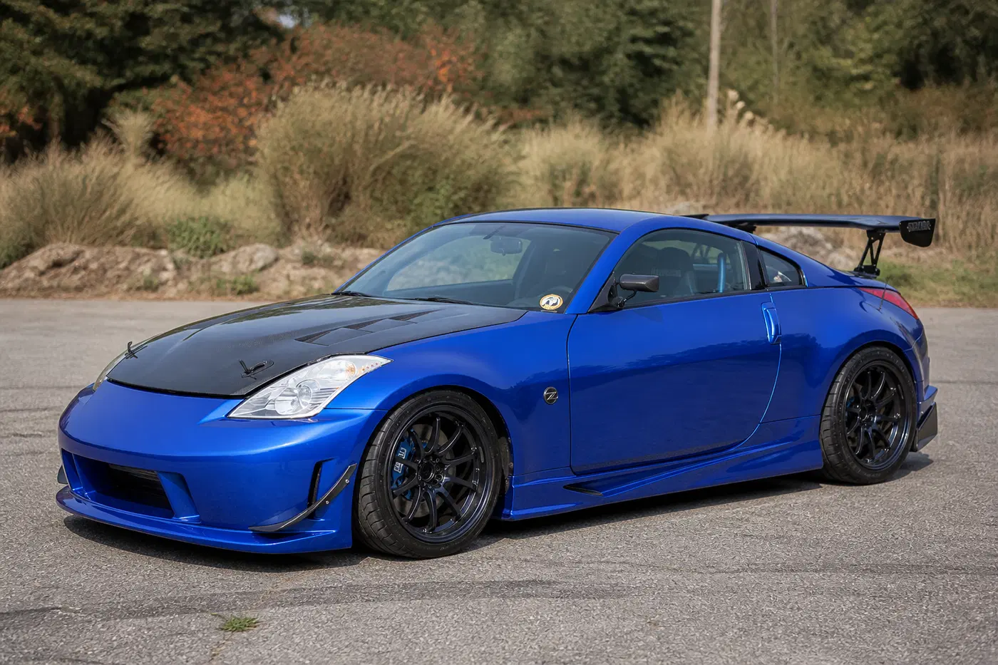 AI-generated view of a 2007 Nissan 350Z with Volk Racing CE28N wheels