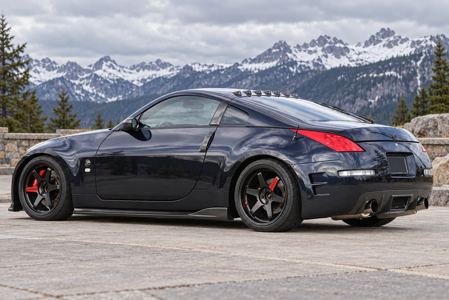 AI-generated view of a 2007 Nissan 350Z with Volk TE37SL wheels