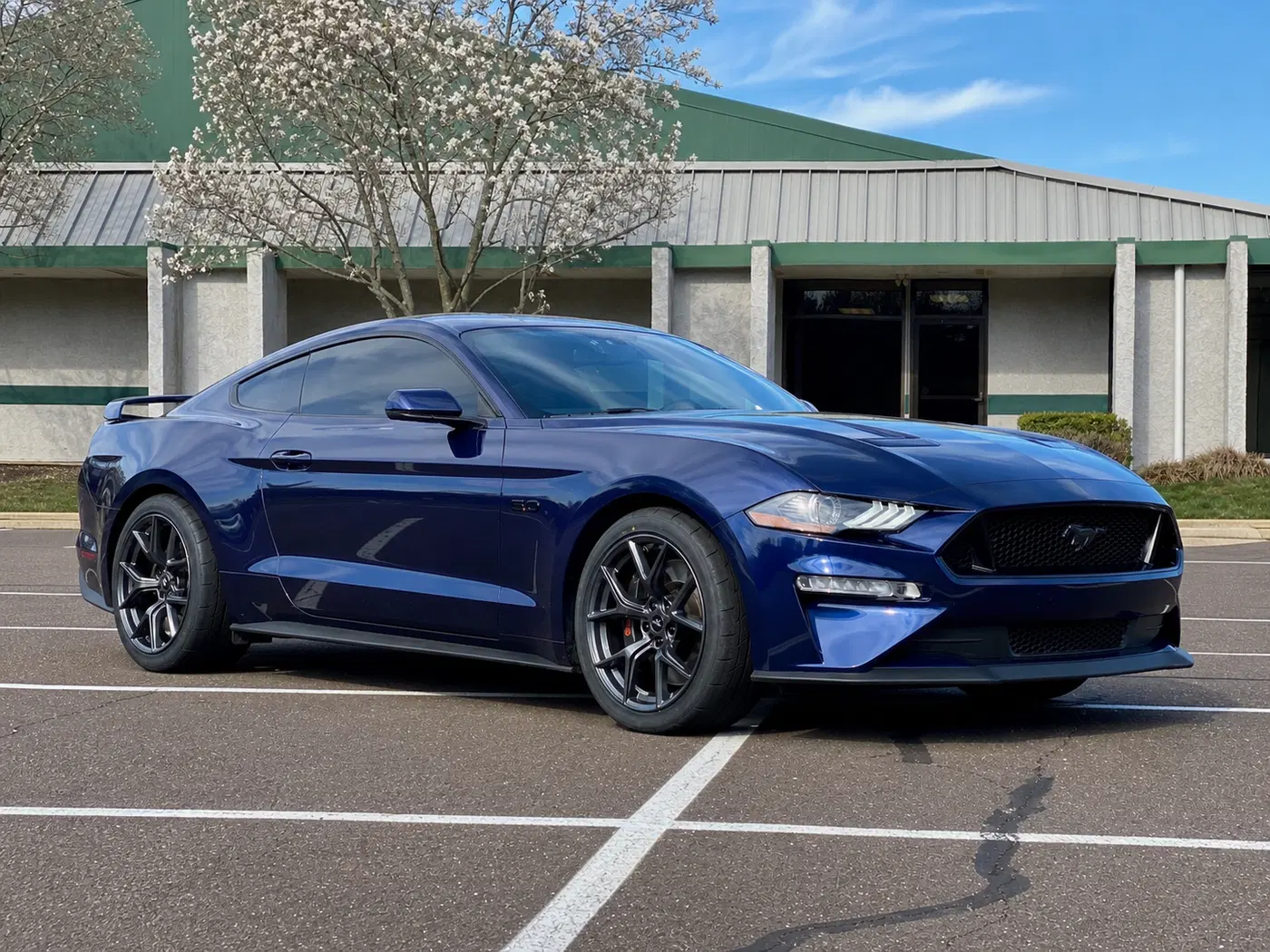 AI-generated view of a 2018 Ford Mustang GT PP1 400A 6MT with SVE SP2 wheels