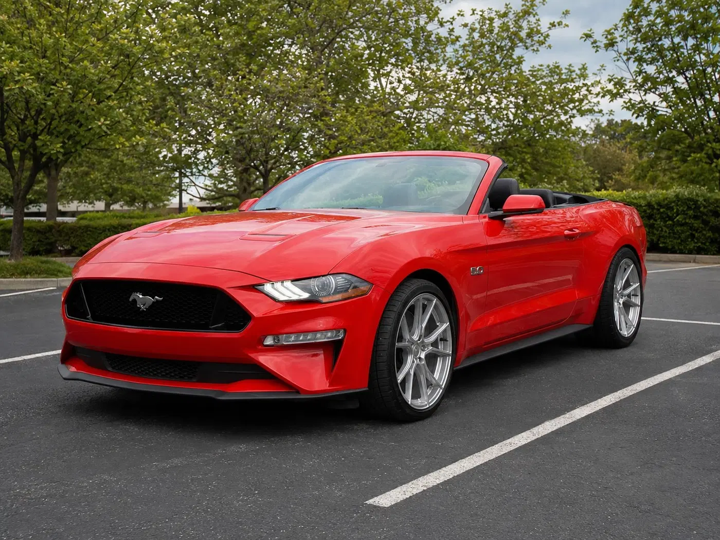 AI-generated view of a 2018 Ford Mustang GT Convertible with Fondmetal STC-191 wheels