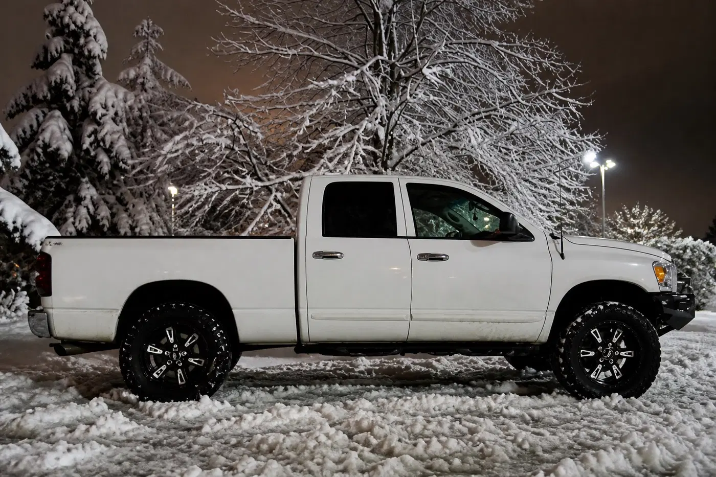AI-generated view of 2007 Dodge Ram 1500 on Moto Metal M0969