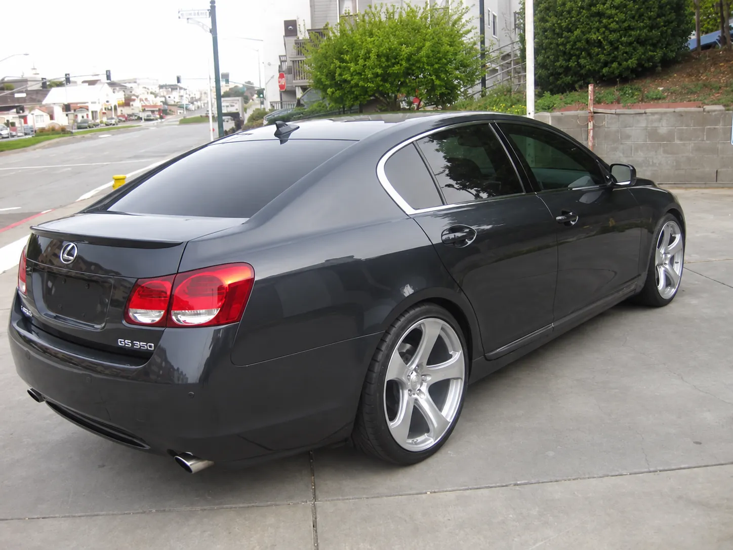 AI-generated view of a 2007 Lexus GS350 with MRR HR2 wheels