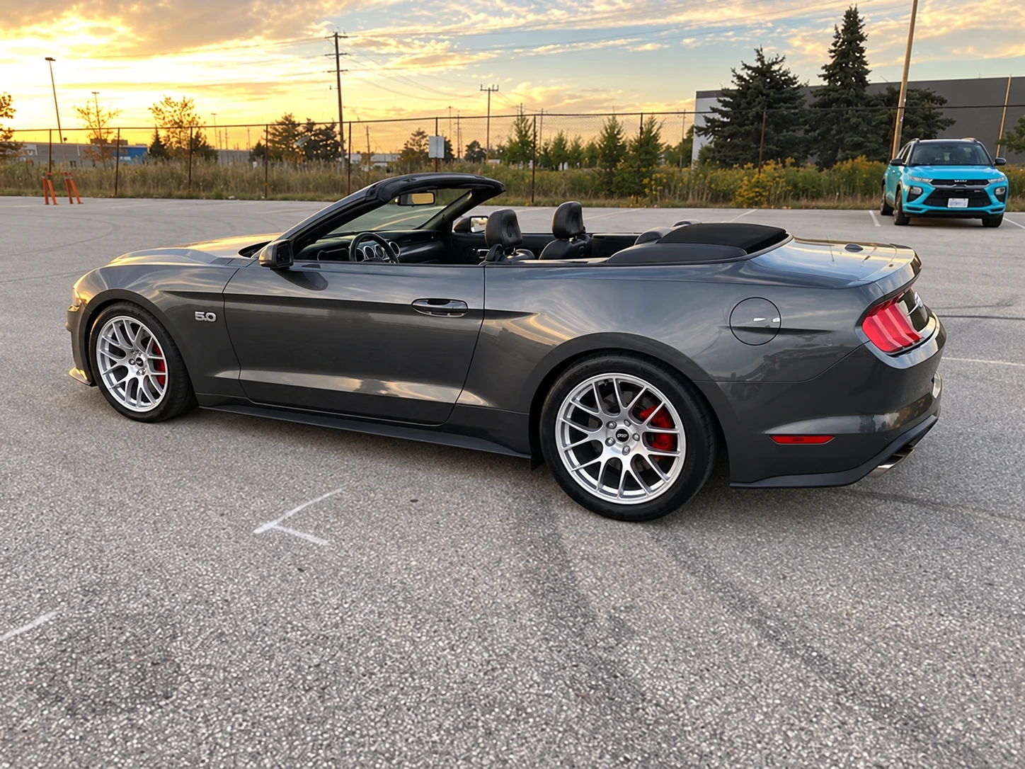 AI-generated view of a 2020 Ford Mustang GT Convertible PP1 401A with APEX EC-7 wheels
