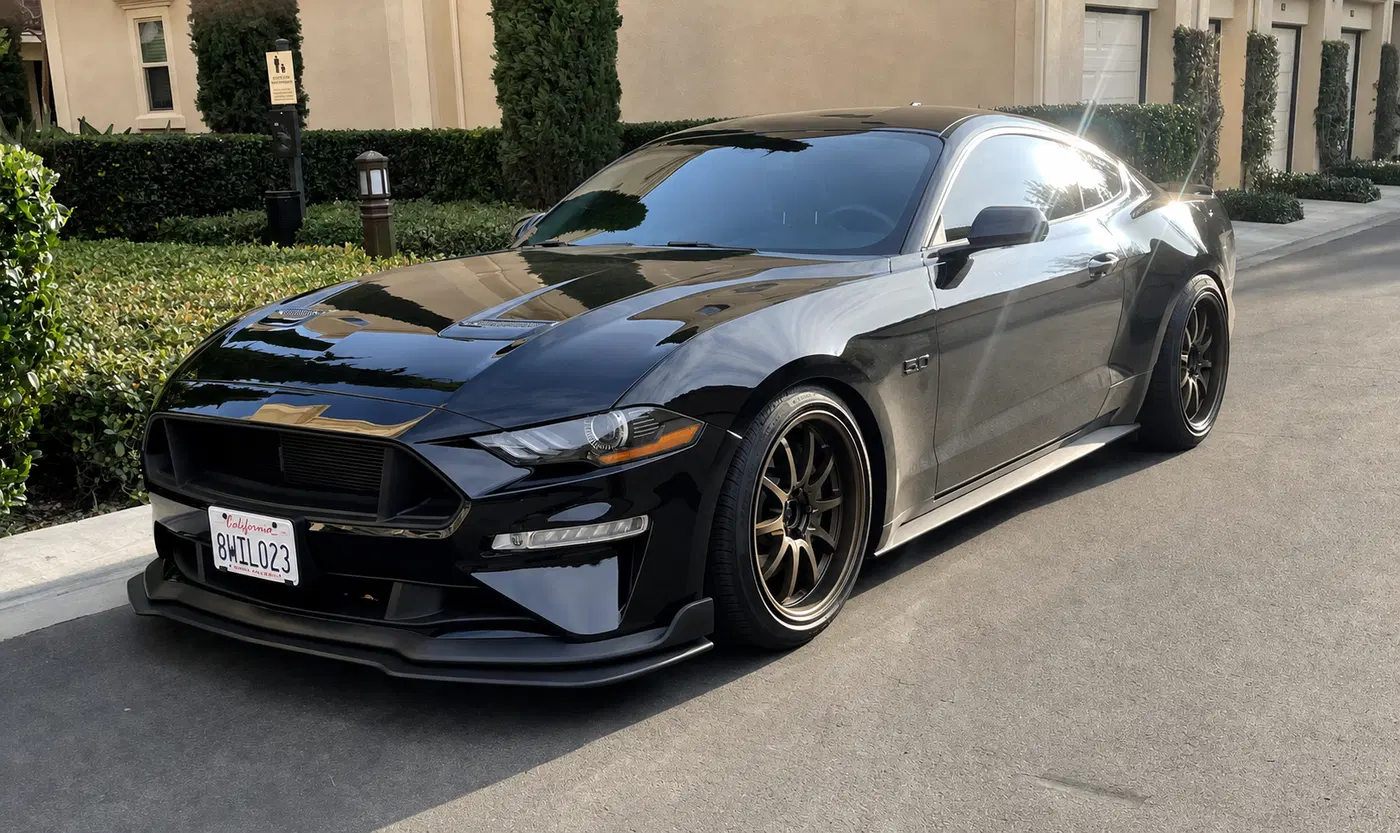 AI-generated view of a 2020 Ford Mustang GT Base MT with Vordoven Forme 15 wheels