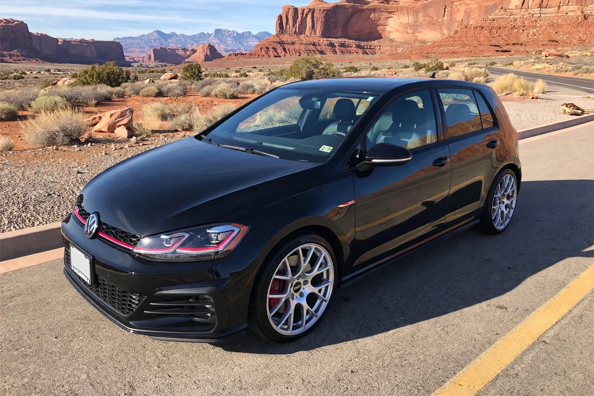 AI-generated view of a 2019 Volkswagen GTI Autobahn with VMR 810 wheels