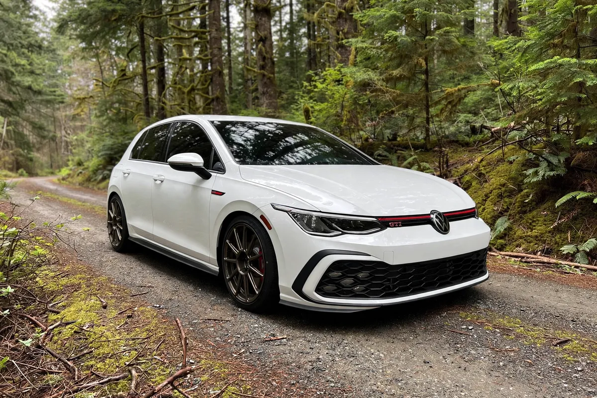 AI-generated view of a 2022 Volkswagen Golf GTI S with Neuspeed RSe11R wheels